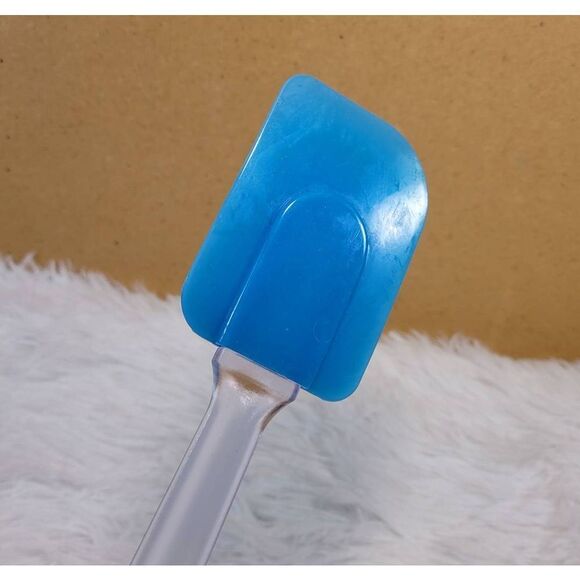 10"  Blue Silicone Scraper with Clear Handle - Picture 3 of 4